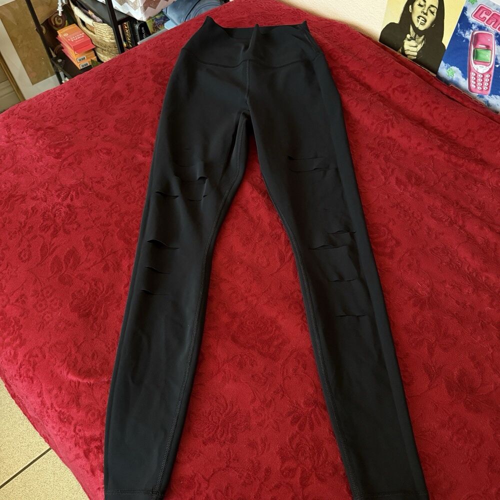 Alo Leggings Ripped Warrior High Waisted Black Size Small